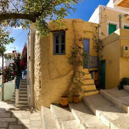 Traditional Medieval Stone House In "Ano Syros" 외부 사진