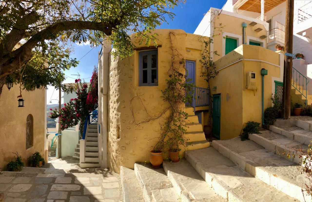 Traditional Medieval Stone House In "Ano Syros" 외부 사진