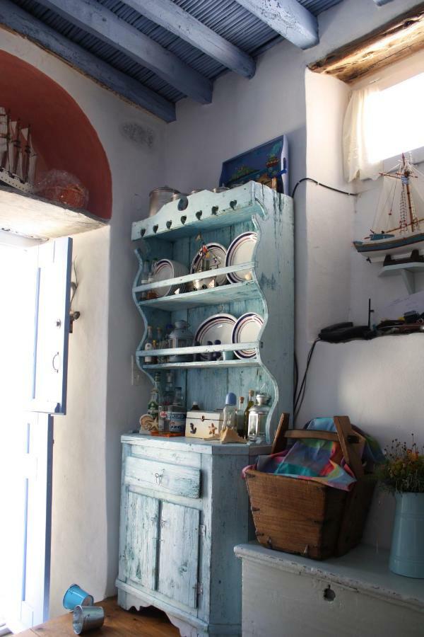 Traditional Medieval Stone House In "Ano Syros" 외부 사진