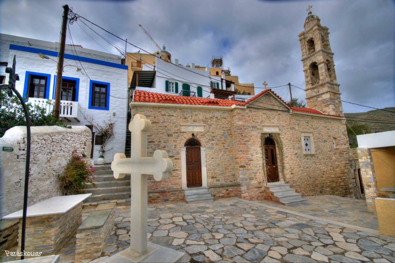 Traditional Medieval Stone House In "Ano Syros" 외부 사진