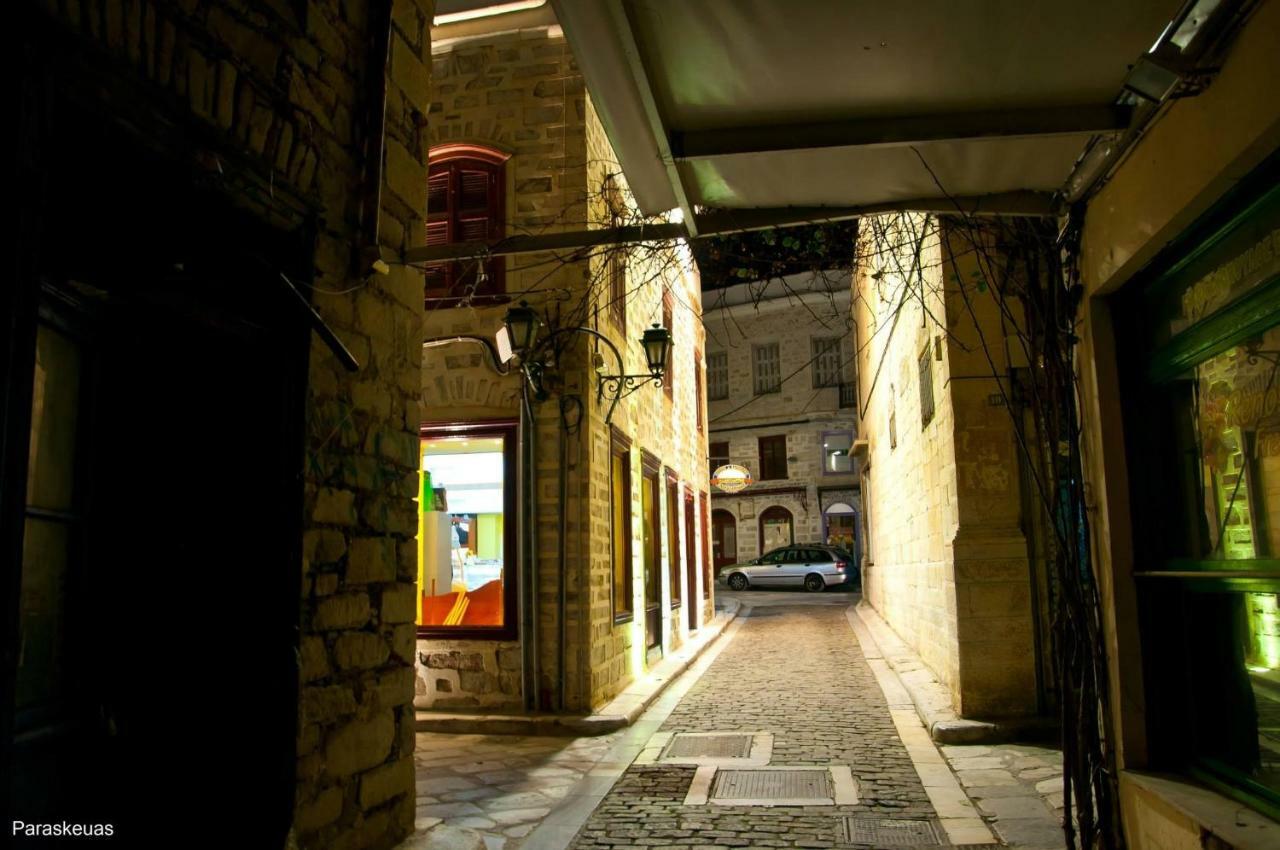 Traditional Medieval Stone House In "Ano Syros" 외부 사진
